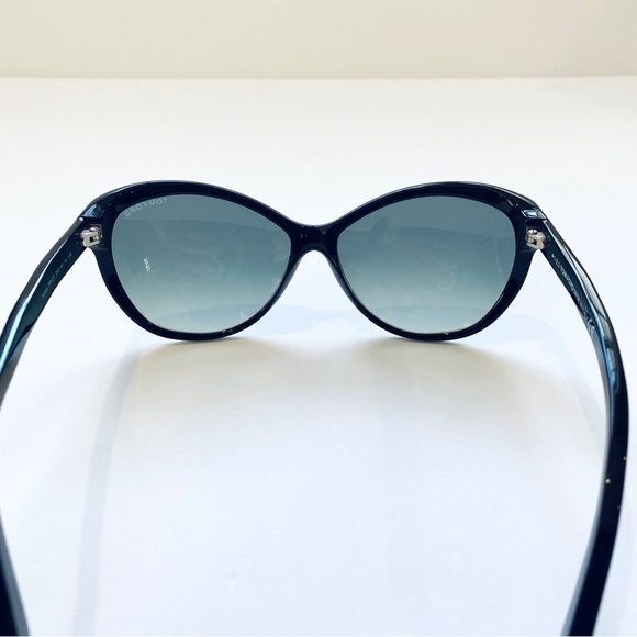 Tom Ford soft cat eye sunglasses - Picture 4 of 10